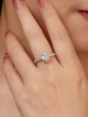 Love-Heart Moissanite 925 Silver Platinum-Plated Ring For Women