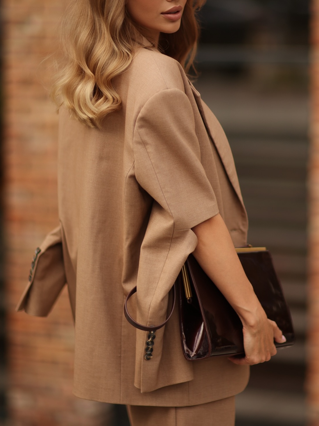 Three-Piece Suit Set- Blazer & Ves & Wide-Leg Trousers - Image 5