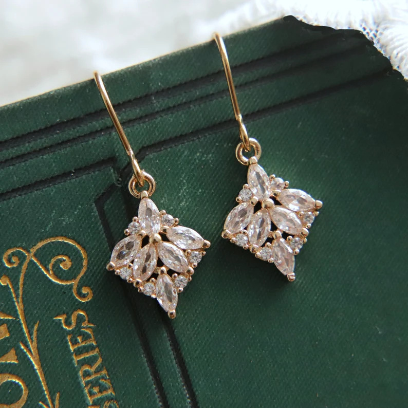 Minimalist Zircon-Inlaid Vintage Pendant Earrings