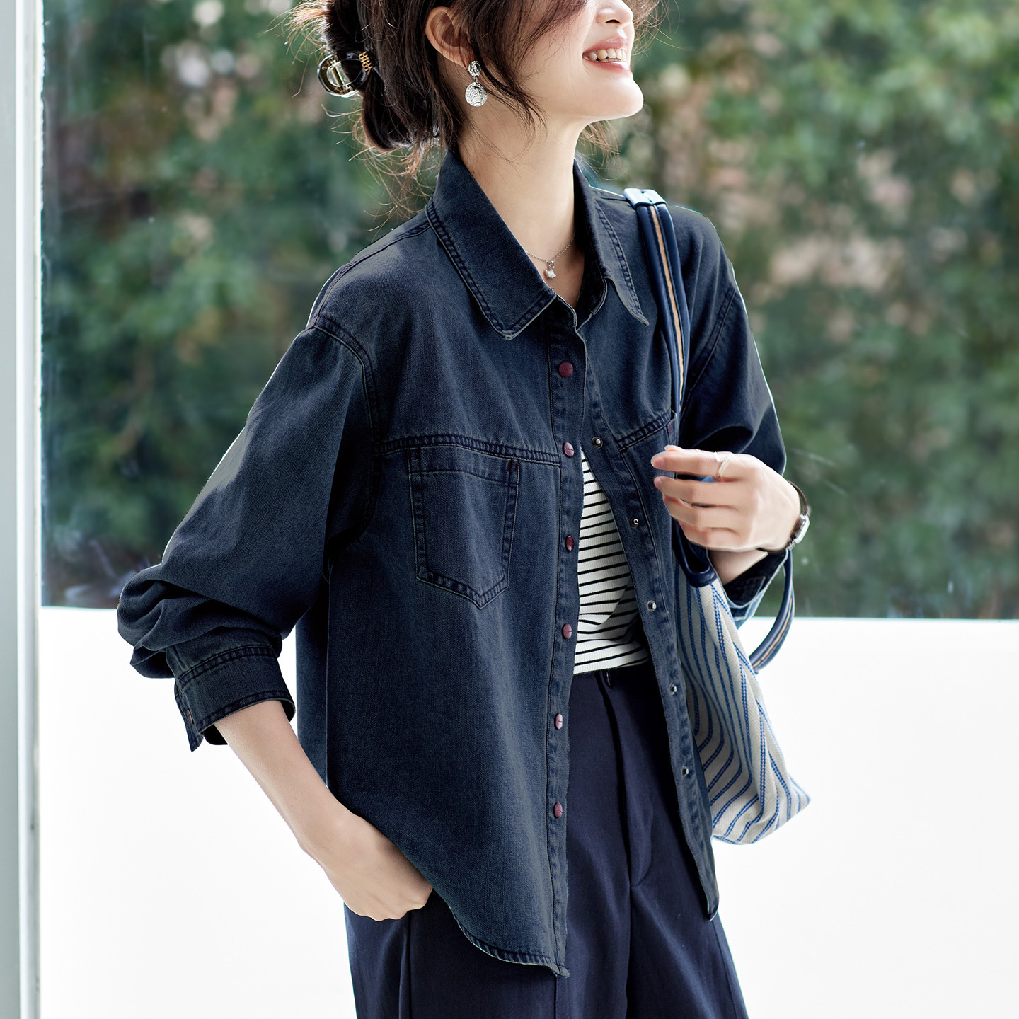 Stylish And Versatile Womens Blouse For Outerwear - Image 4