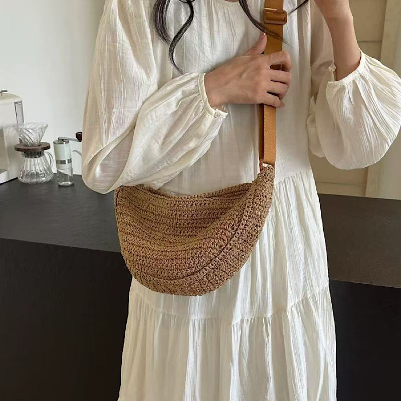 Handwoven Seaside Casual Getaway Relaxed Vibe Dumpling-style Woven Waist Bag