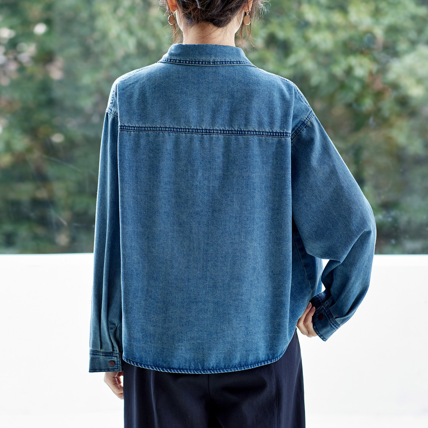 Stylish And Versatile Womens Blouse For Outerwear - Image 5