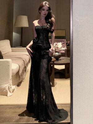 Women's Three-dimensional Floral Strapless Dress