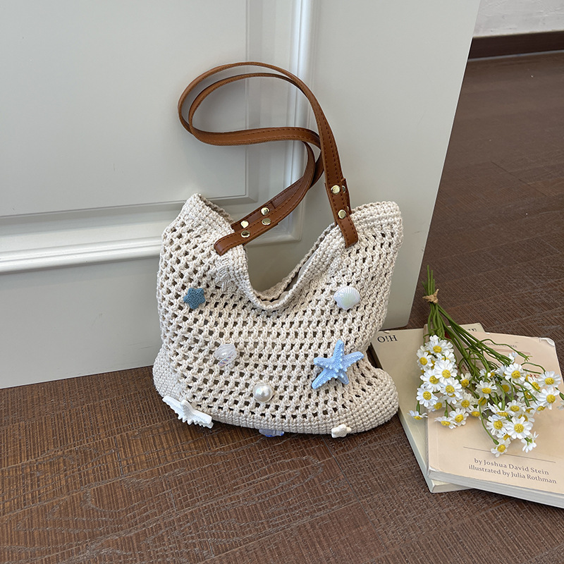 Straw-woven Womens Summer Large-capacity Underarm Shoulder Bag - Image 3